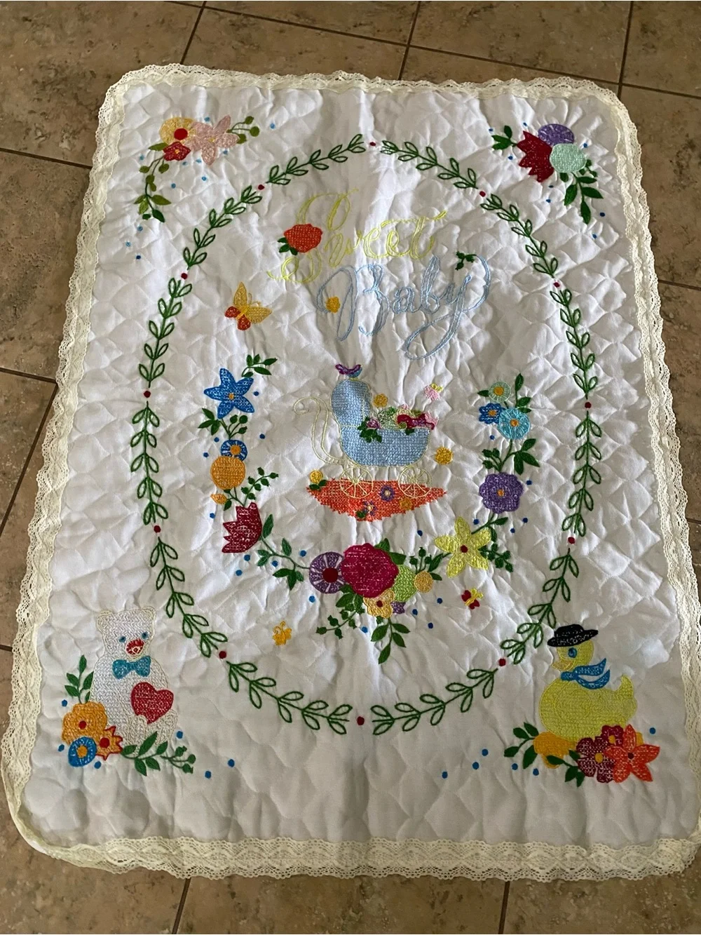 Vintage Sweet Baby Hand Embroidered Lace Trim Nursery White Quilt Blanket 40x30